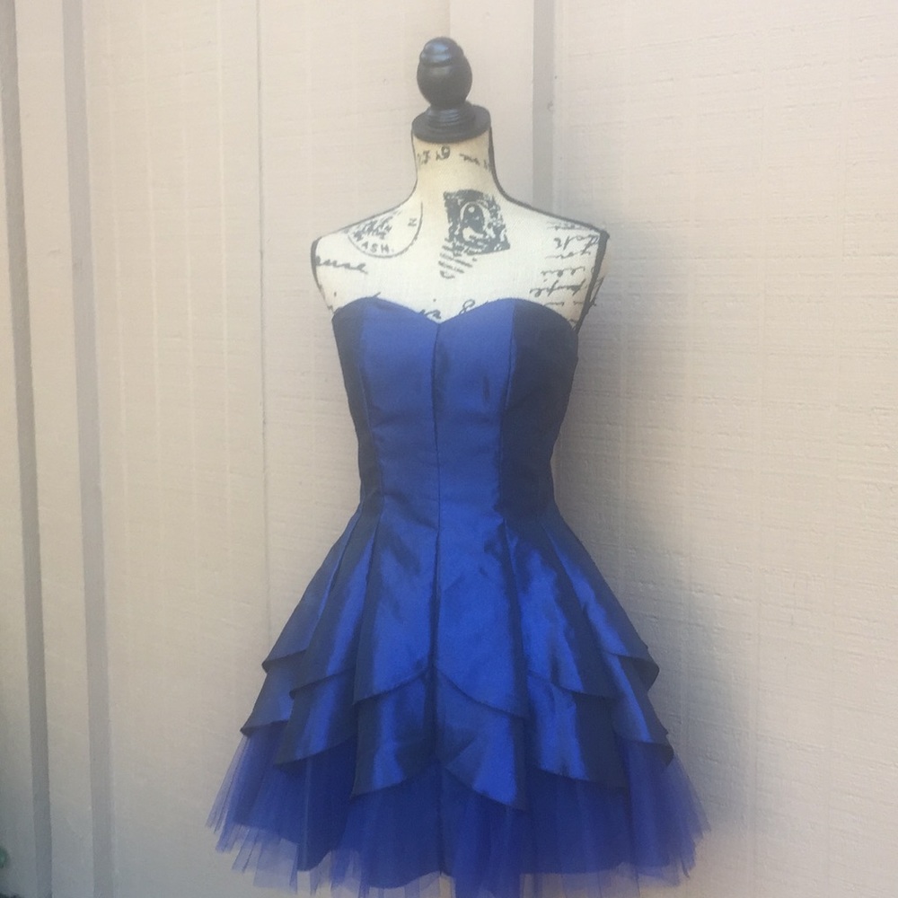 Sz 7/8 Steppin Out Electric Blue Strapless Dress - Picture 2 of 6